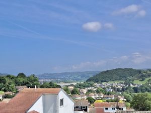 Photo 21- click for photo gallery